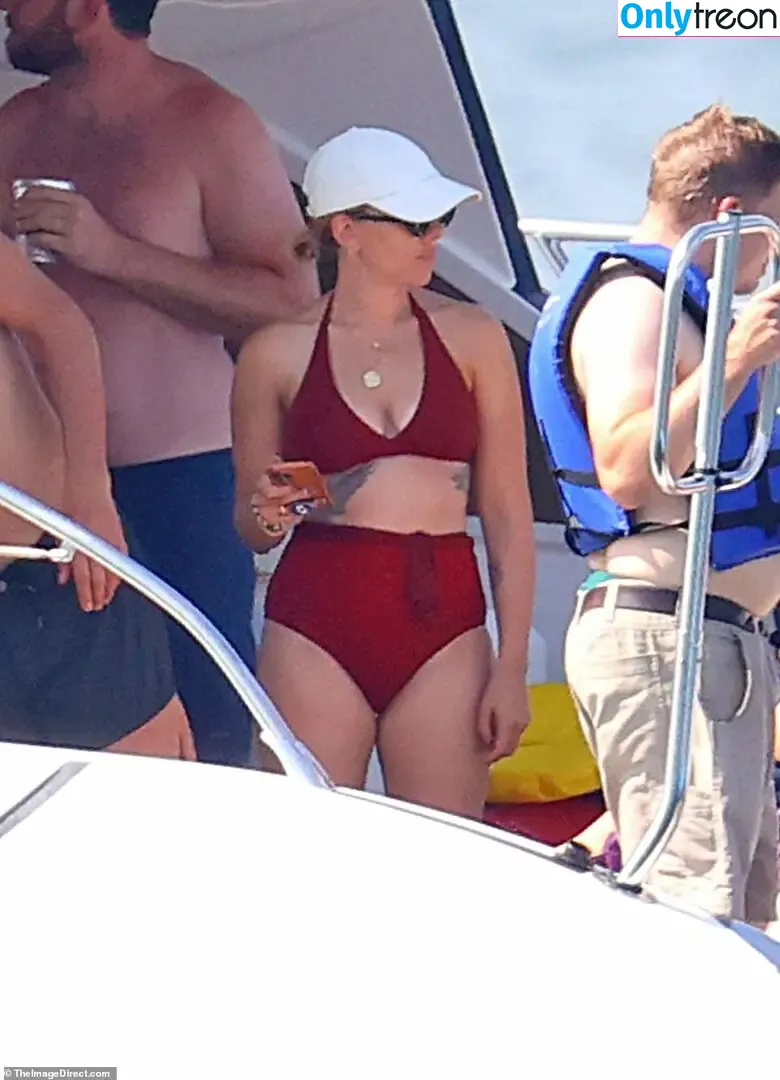 Scarlett Johansson nude photo #0788 (scarlettjohanson / scarlettjohanssonworld)