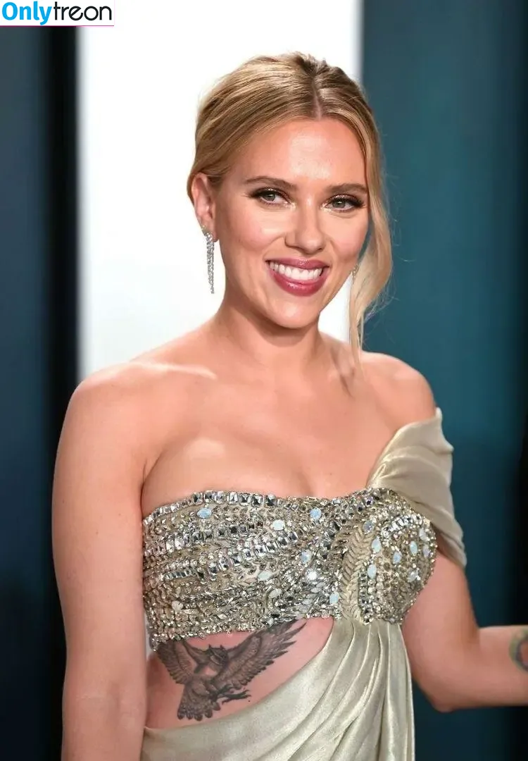 Scarlett Johansson nude photo #0950 (scarlettjohanson / scarlettjohanssonworld)