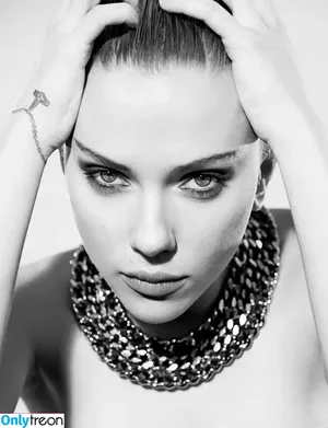 Scarlett Johansson / scarlettjohanson / scarlettjohanssonworld nude photo #1000