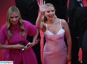 Scarlett Johansson / scarlettjohanson / scarlettjohanssonworld nude photo #1150