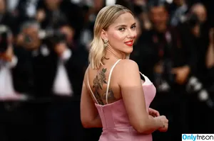 Scarlett Johansson / scarlettjohanson / scarlettjohanssonworld nude photo #1155