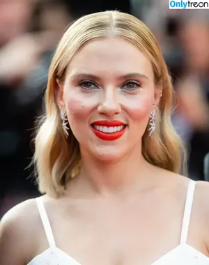 Scarlett Johansson / scarlettjohanson / scarlettjohanssonworld nude photo #1166