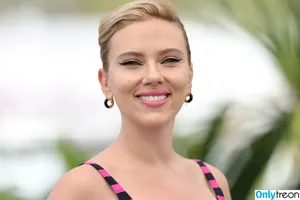 Scarlett Johansson / scarlettjohanson / scarlettjohanssonworld nude photo #1186