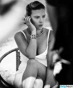 Scarlett Johansson / scarlettjohanson / scarlettjohanssonworld nude photo #1202