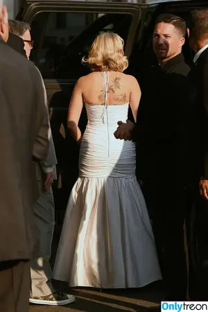 Scarlett Johansson / scarlettjohanson / scarlettjohanssonworld nude photo #1215