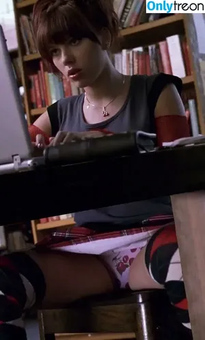 Scarlett Johansson / scarlettjohanson / scarlettjohanssonworld nude photo #1399