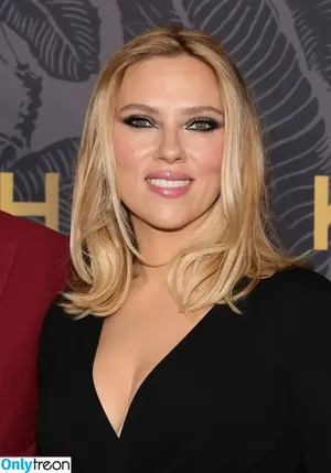 Scarlett Johansson / scarlettjohanson / scarlettjohanssonworld nude photo #1437
