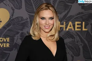 Scarlett Johansson / scarlettjohanson / scarlettjohanssonworld nude photo #1450