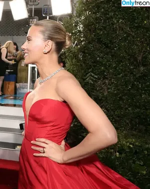 Scarlett Johansson / scarlettjohanson / scarlettjohanssonworld nude photo #1638