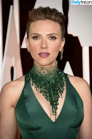 Scarlett Johansson / scarlettjohanson / scarlettjohanssonworld nude photo #1735