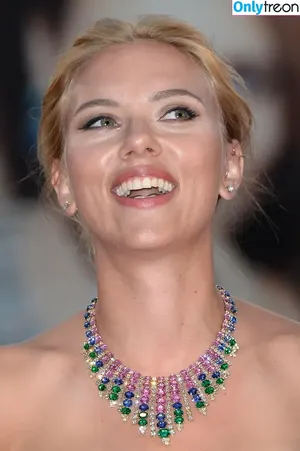 Scarlett Johansson / scarlettjohanson / scarlettjohanssonworld nude photo #1874