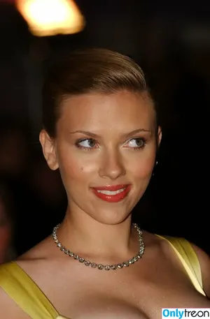 Scarlett Johansson / scarlettjohanson / scarlettjohanssonworld nude photo #1986