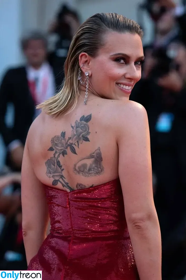 Scarlett Johansson nude photo #1022 (scarlettjohanson / scarlettjohanssonworld)