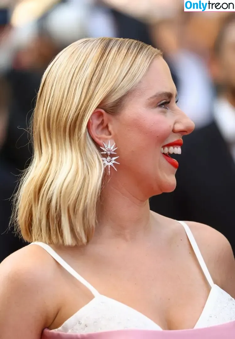 Scarlett Johansson nude photo #1101 (scarlettjohanson / scarlettjohanssonworld)