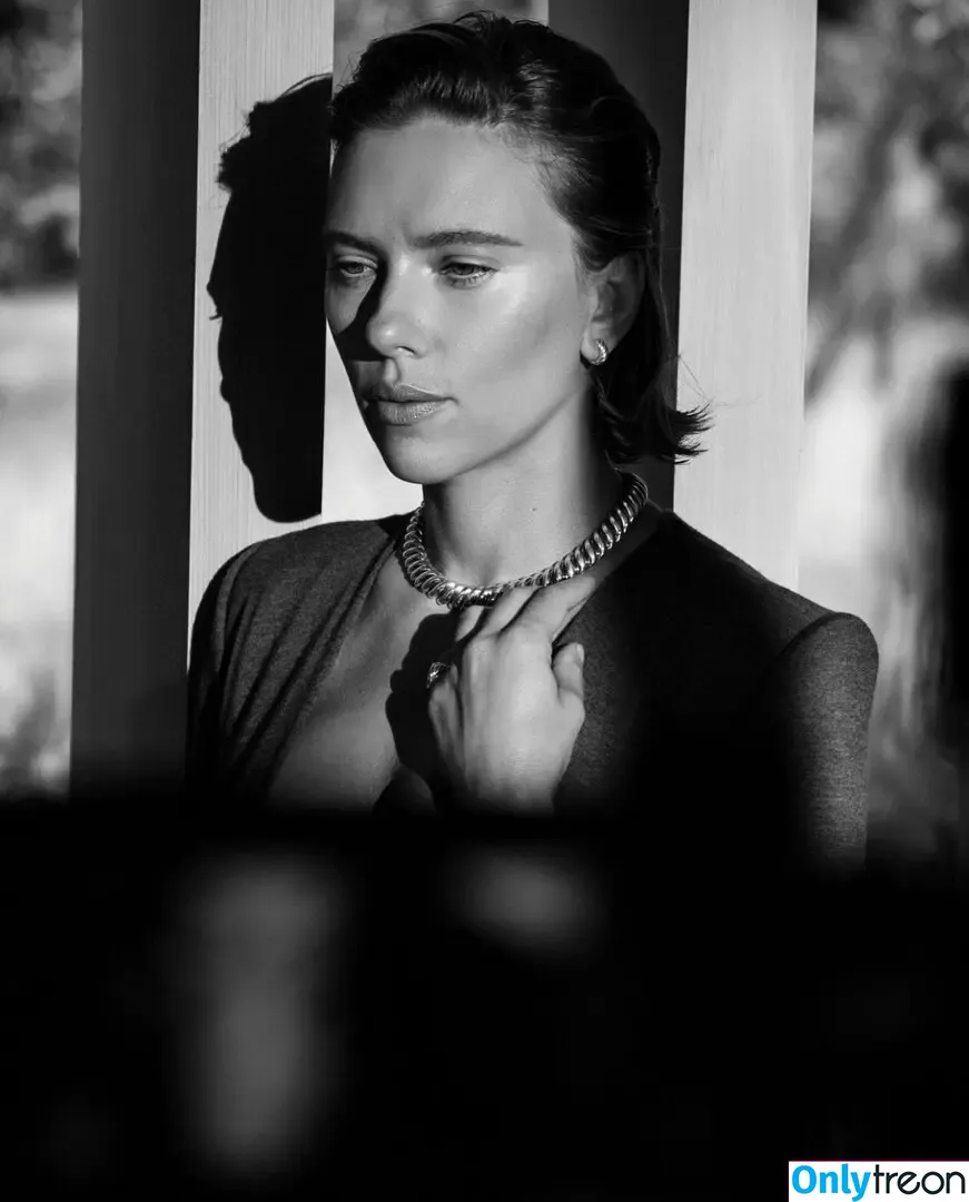 Scarlett Johansson nude photo #1394 (scarlettjohanson / scarlettjohanssonworld)