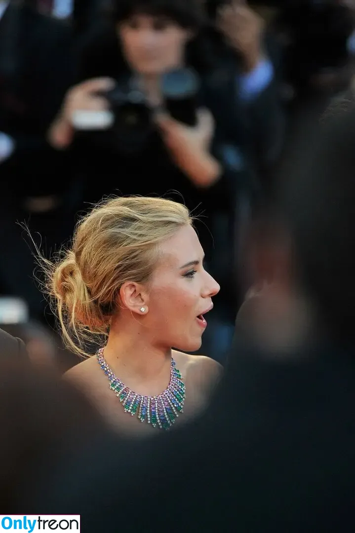 Scarlett Johansson nude photo #1846 (scarlettjohanson / scarlettjohanssonworld)