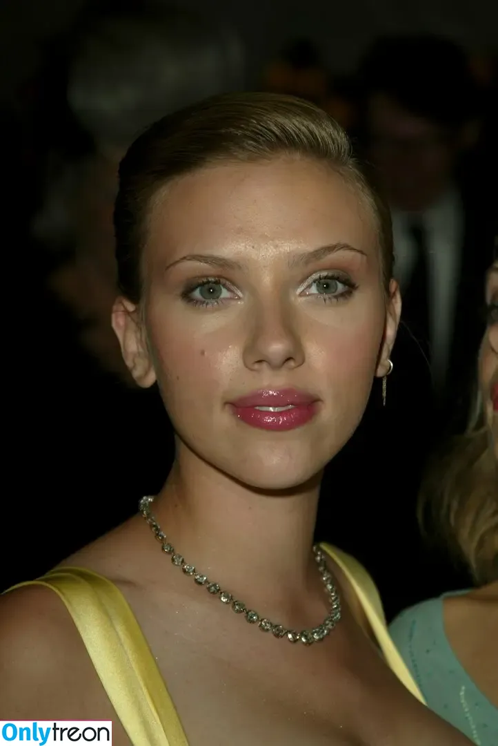 Scarlett Johansson nude photo #1988 (scarlettjohanson / scarlettjohanssonworld)