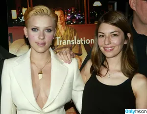 Scarlett Johansson / scarlettjohanson / scarlettjohanssonworld nude photo #2059