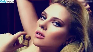 Scarlett Johansson / scarlettjohanson / scarlettjohanssonworld nude photo #2212