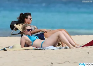 Scarlett Johansson / scarlettjohanson / scarlettjohanssonworld nude photo #2386