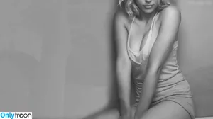 Scarlett Johansson / scarlettjohanson / scarlettjohanssonworld nude photo #2396