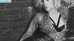 Scarlett Johansson / scarlettjohanson / scarlettjohanssonworld nude photo #2404