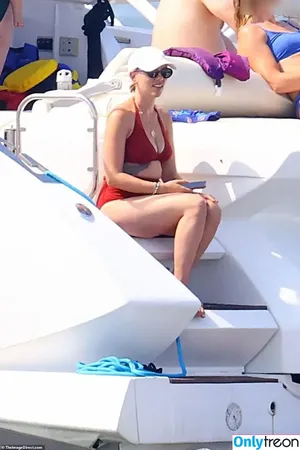 Scarlett Johansson / scarlettjohanson / scarlettjohanssonworld nude photo #2465