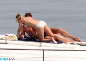 Scarlett Johansson / scarlettjohanson / scarlettjohanssonworld nude photo #2476