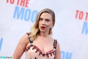 Scarlett Johansson / scarlettjohanson / scarlettjohanssonworld nude photo #2526