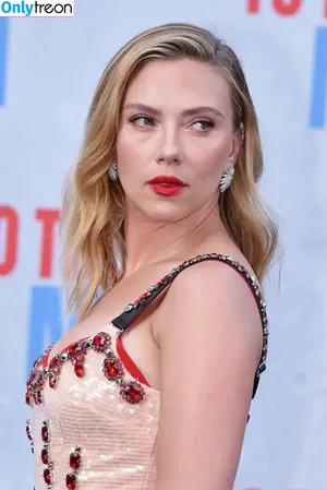 Scarlett Johansson / scarlettjohanson / scarlettjohanssonworld nude photo #2531