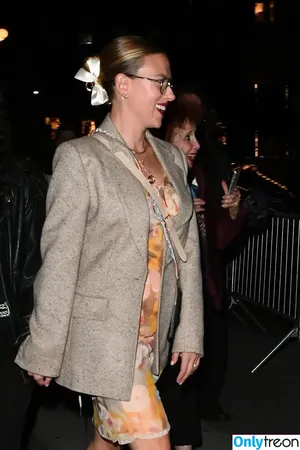 Scarlett Johansson / scarlettjohanson / scarlettjohanssonworld nude photo #2771