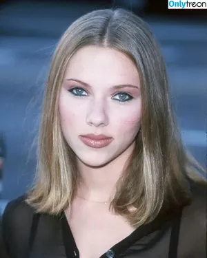 Scarlett Johansson / scarlettjohanson / scarlettjohanssonworld nude photo #2938