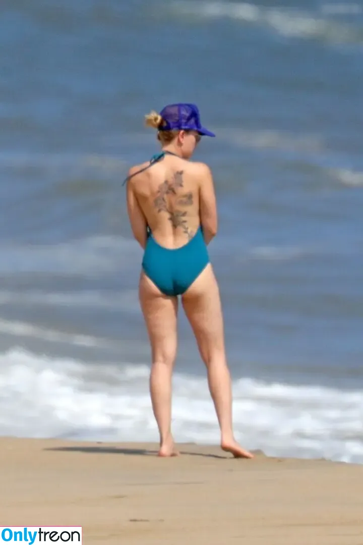 Scarlett Johansson nude photo #2366 (scarlettjohanson / scarlettjohanssonworld)