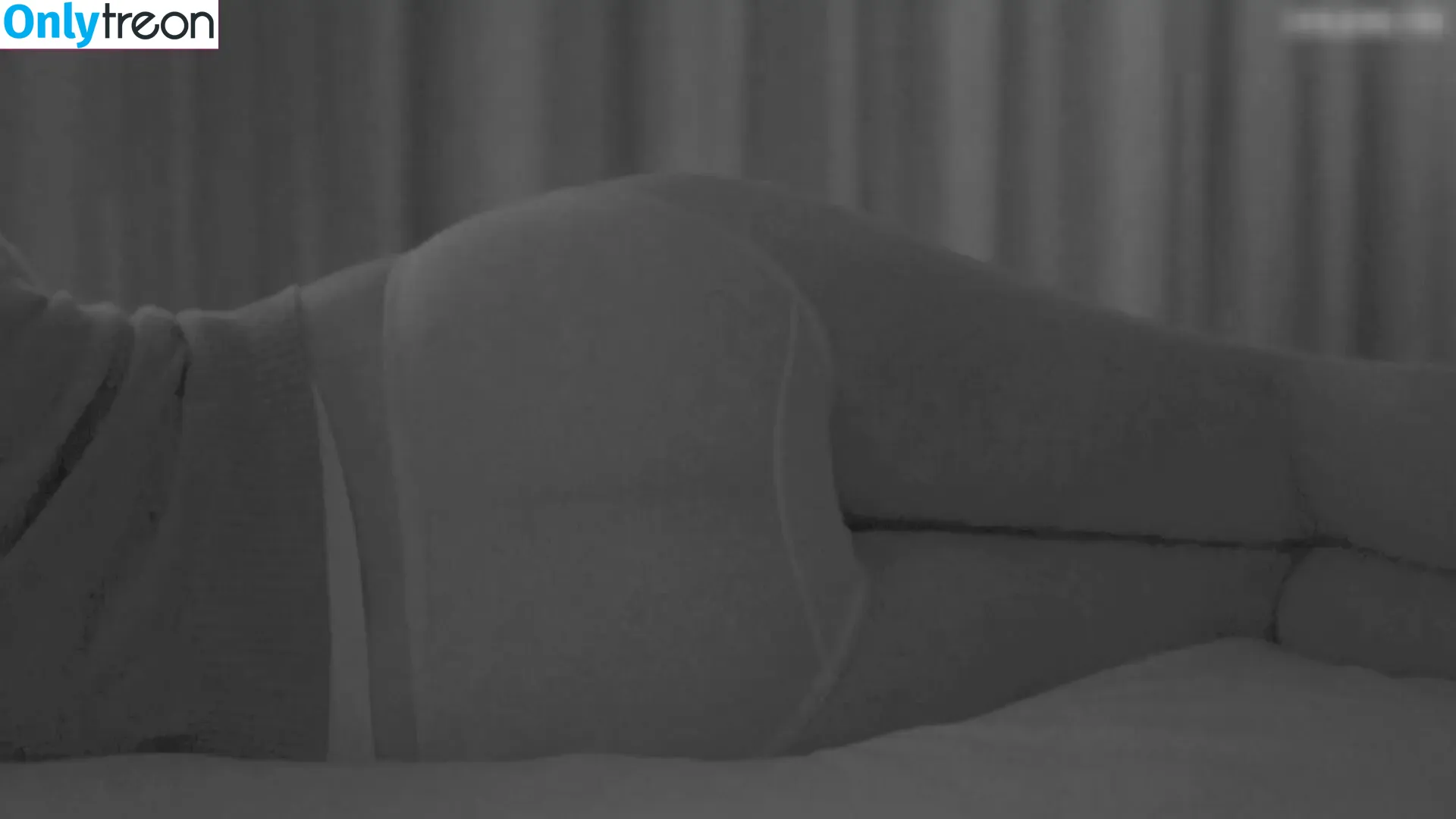 Scarlett Johansson nude photo #2408 (scarlettjohanson / scarlettjohanssonworld)