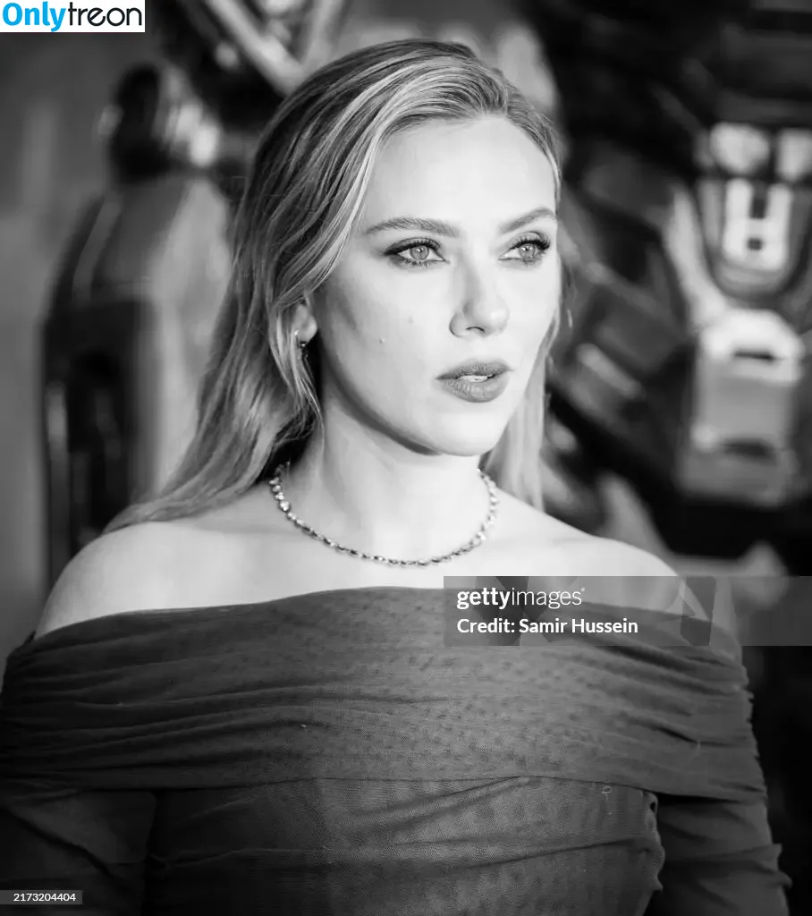 Scarlett Johansson nude photo #2727 (scarlettjohanson / scarlettjohanssonworld)