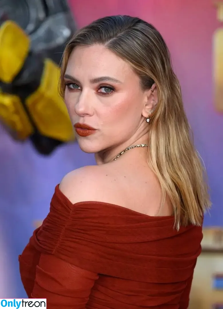 Scarlett Johansson nude photo #2733 (scarlettjohanson / scarlettjohanssonworld)