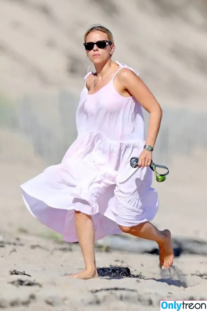 Scarlett Johansson nude photo #2899 (scarlettjohanson / scarlettjohanssonworld)