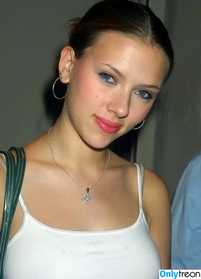 Scarlett Johansson nude photo #2926 (scarlettjohanson / scarlettjohanssonworld)
