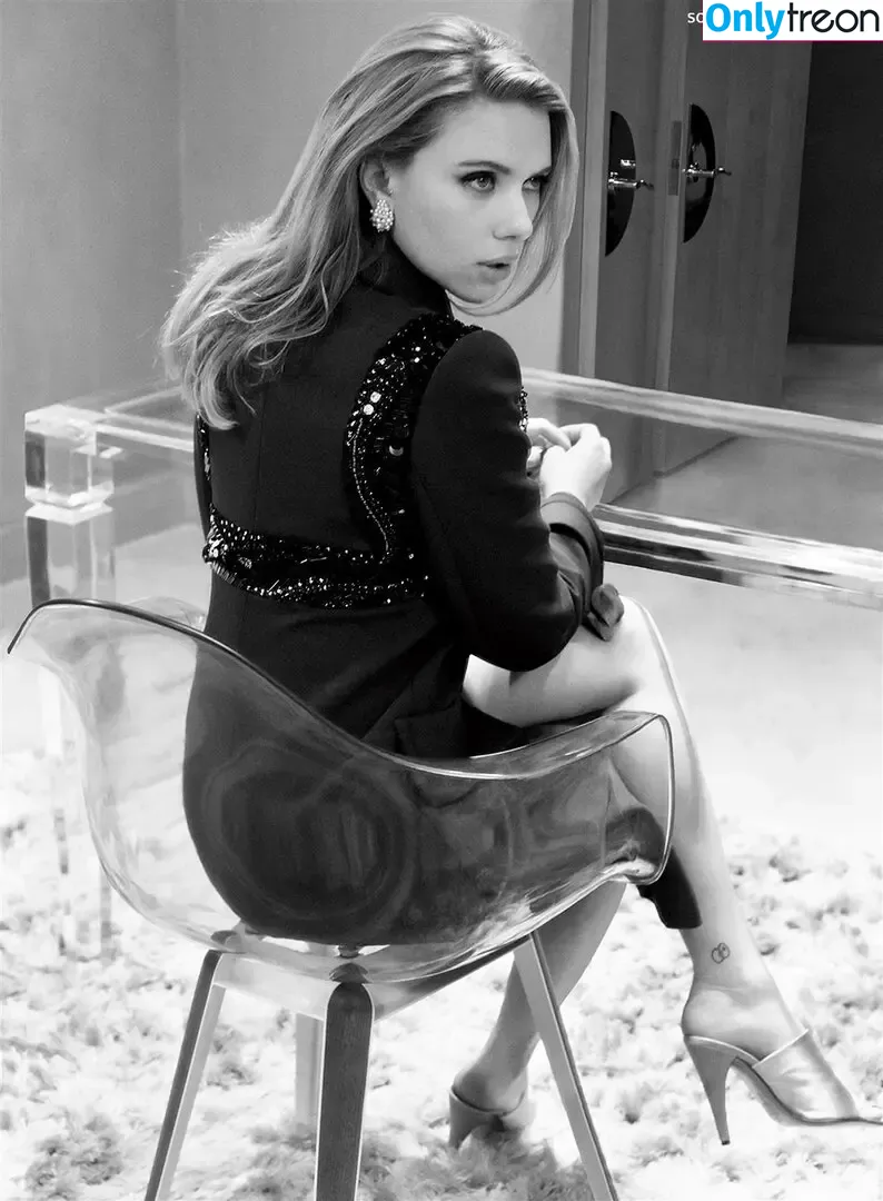Scarlett Johansson nude photo #2970 (scarlettjohanson / scarlettjohanssonworld)