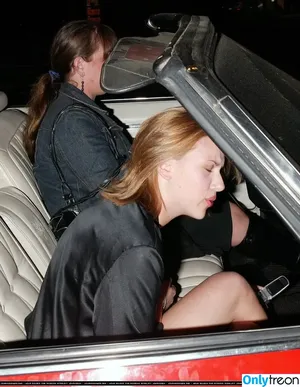 Scarlett Johansson / scarlettjohanson / scarlettjohanssonworld nude photo #3010