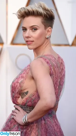Scarlett Johansson / scarlettjohanson / scarlettjohanssonworld nude photo #3025