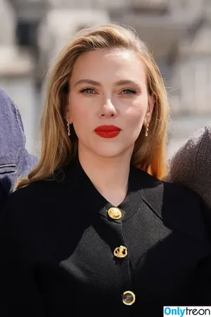 Scarlett Johansson / scarlettjohanson / scarlettjohanssonworld nude photo #3447