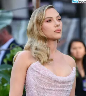 Scarlett Johansson / scarlettjohanson / scarlettjohanssonworld nude photo #3463
