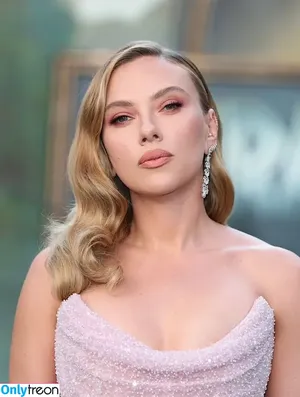 Scarlett Johansson / scarlettjohanson / scarlettjohanssonworld nude photo #3472