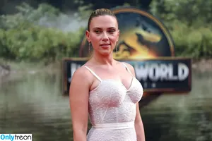Scarlett Johansson / scarlettjohanson / scarlettjohanssonworld nude photo #3531
