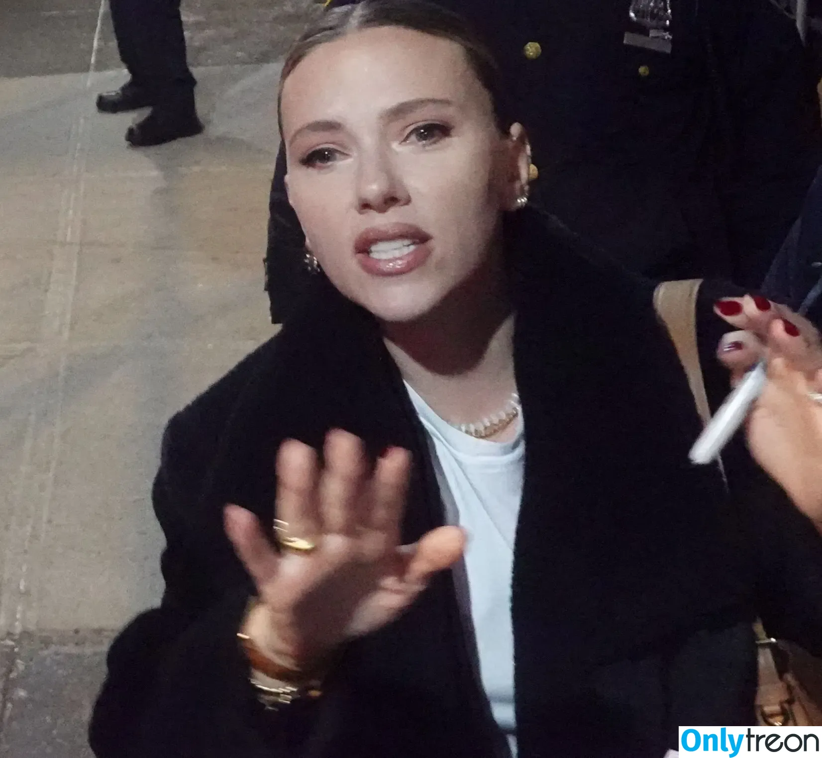 Scarlett Johansson nude photo #3000 (scarlettjohanson / scarlettjohanssonworld)