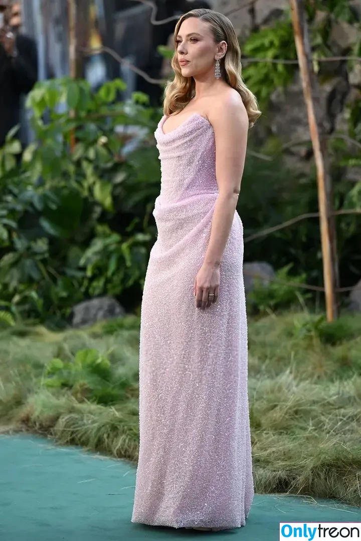 Scarlett Johansson nude photo #3488 (scarlettjohanson / scarlettjohanssonworld)