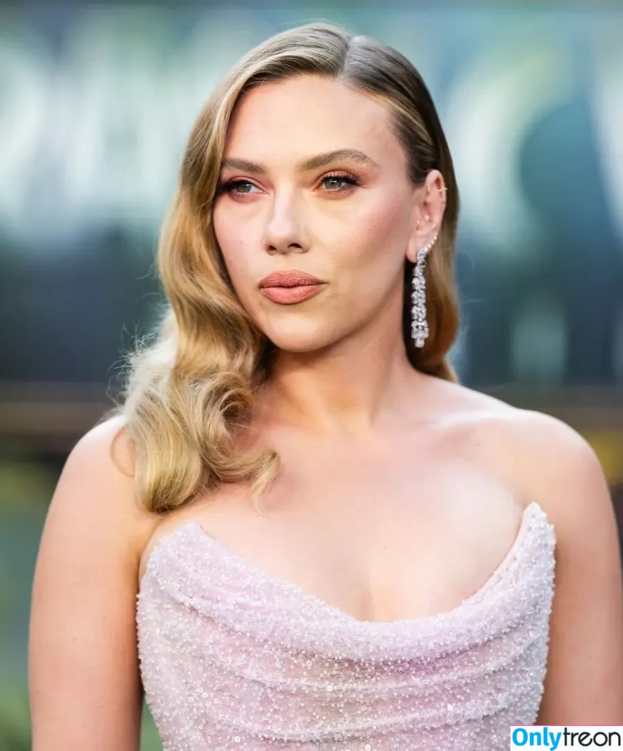 Scarlett Johansson nude photo #3500 (scarlettjohanson / scarlettjohanssonworld)