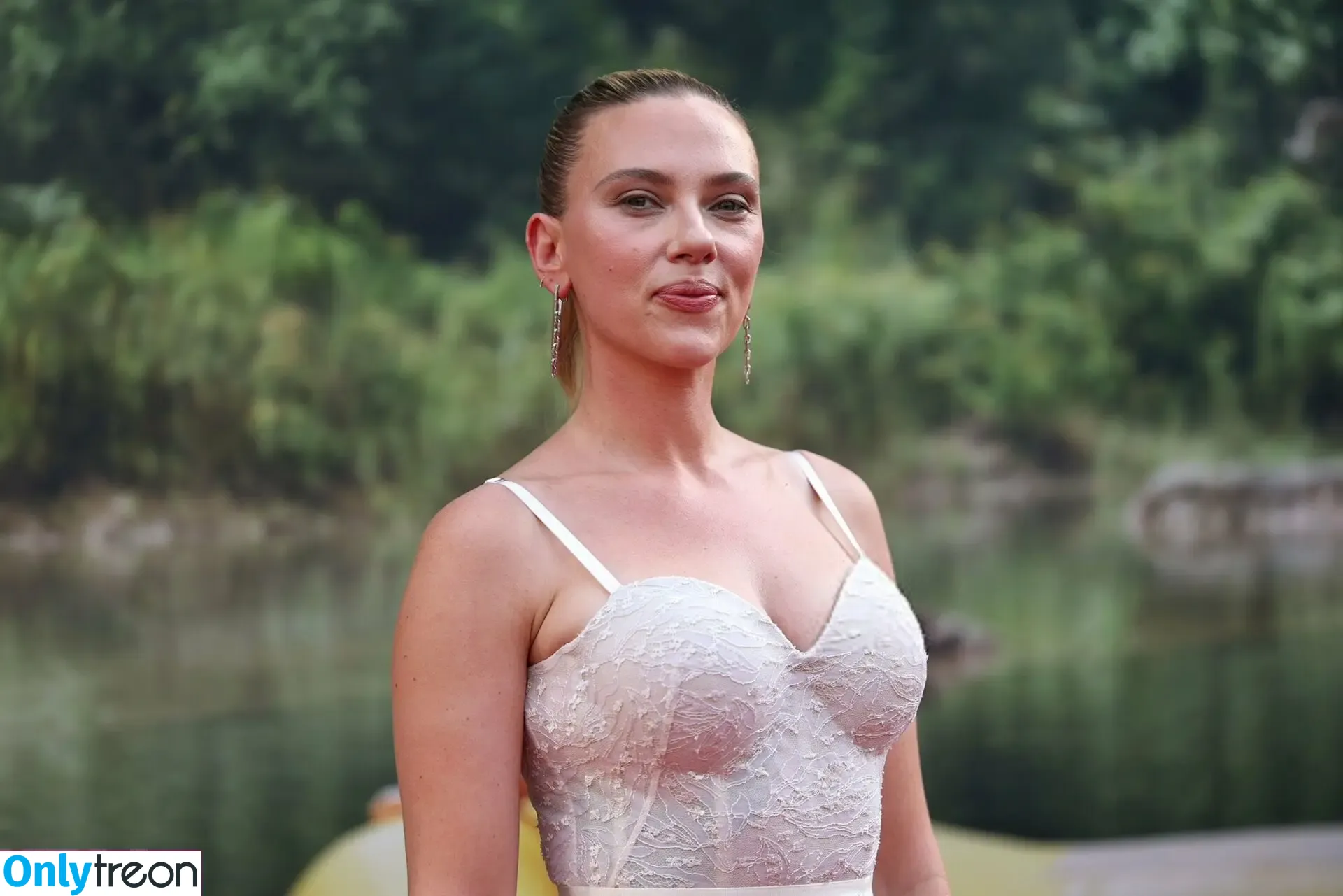Scarlett Johansson nude photo #3506 (scarlettjohanson / scarlettjohanssonworld)