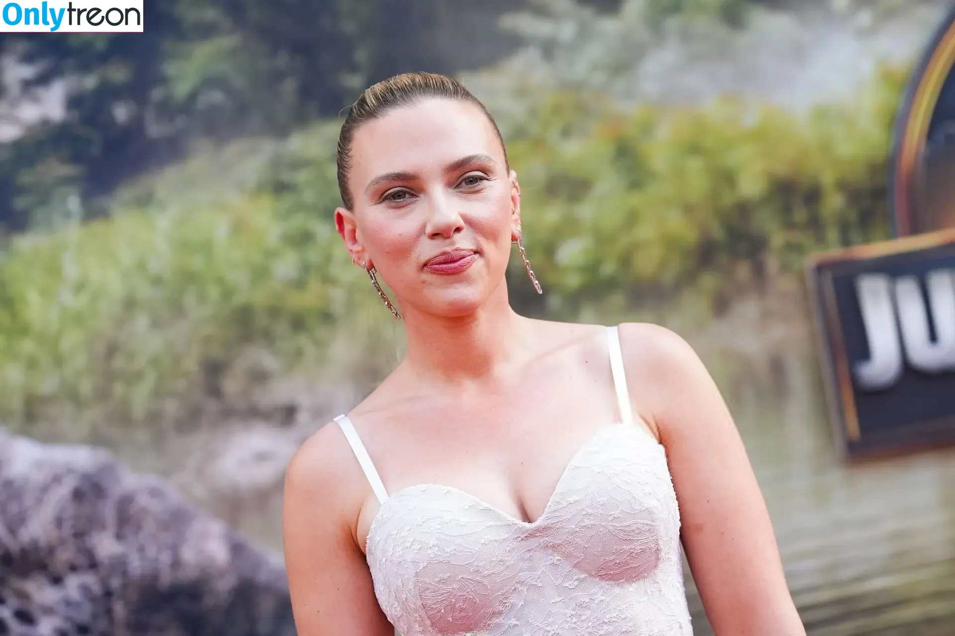 Scarlett Johansson nude photo #3510 (scarlettjohanson / scarlettjohanssonworld)